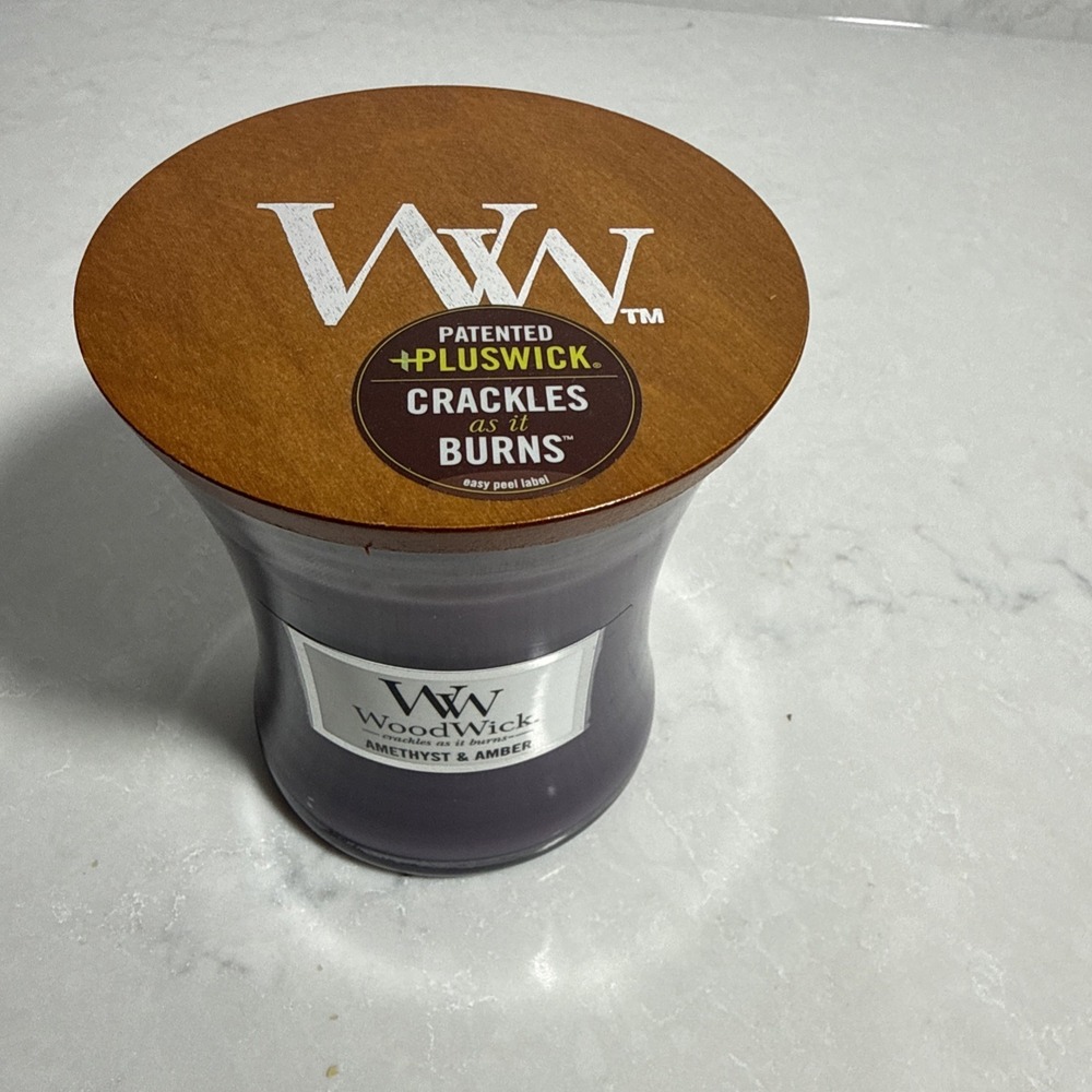 WoodWick Amethyst Amber Medium Hourglass Candle Crackling Wick 9.7 Oz